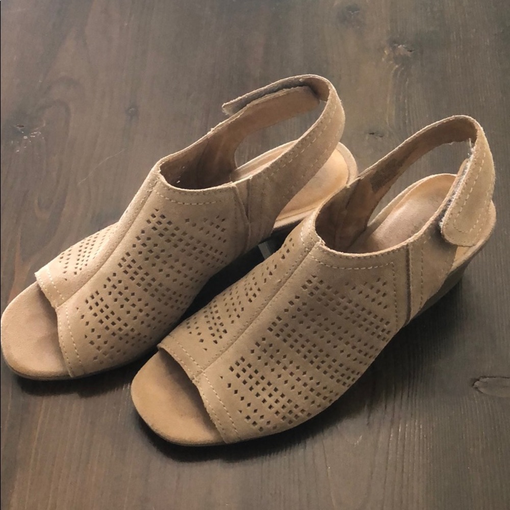 Tan low heel sandals